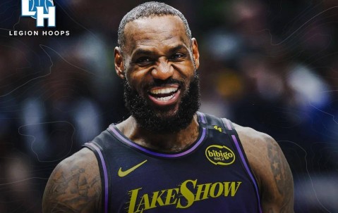 开云体育线上网站-DWG前途光明！，詹姆斯新星败北表现突出再创辉煌时刻(韦德名人堂詹姆斯为什么缺席)