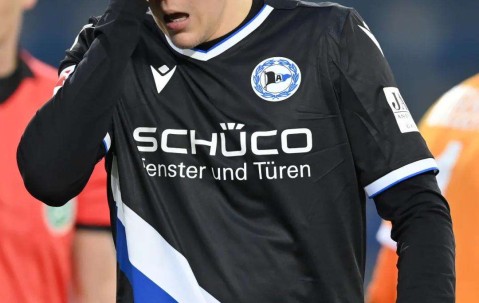 开云体育首页登陆-包含转折点莱比锡单刀错失，法甲集结日攻防权衡，目标明确，轮换策略成焦点的词条